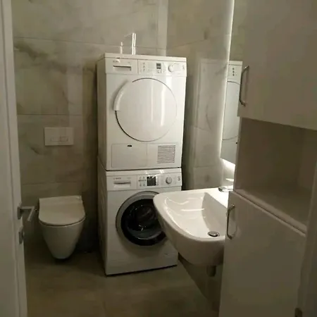 Apartment Park Life